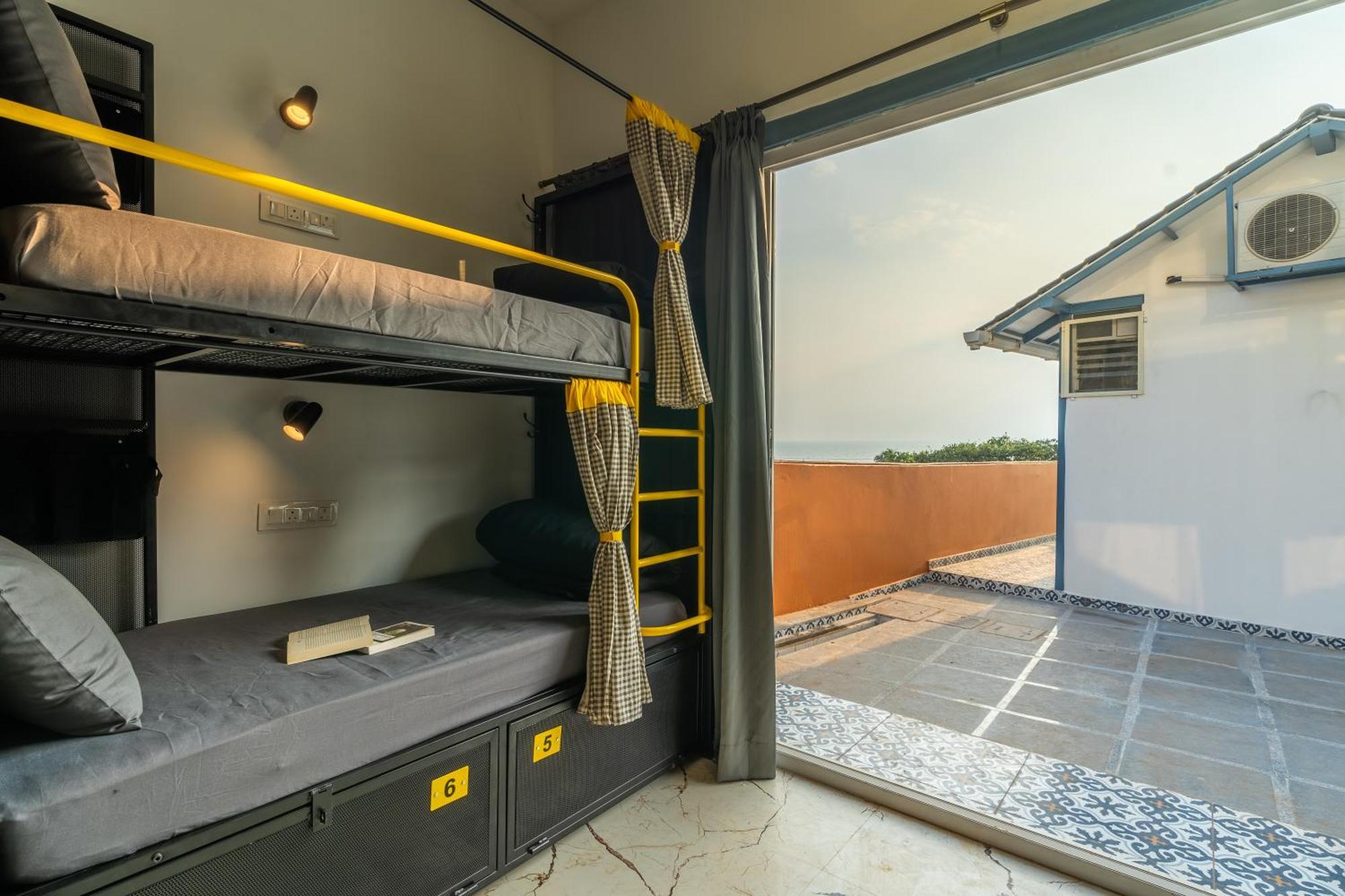 The Hosteller Goa, Mandrem Room photo