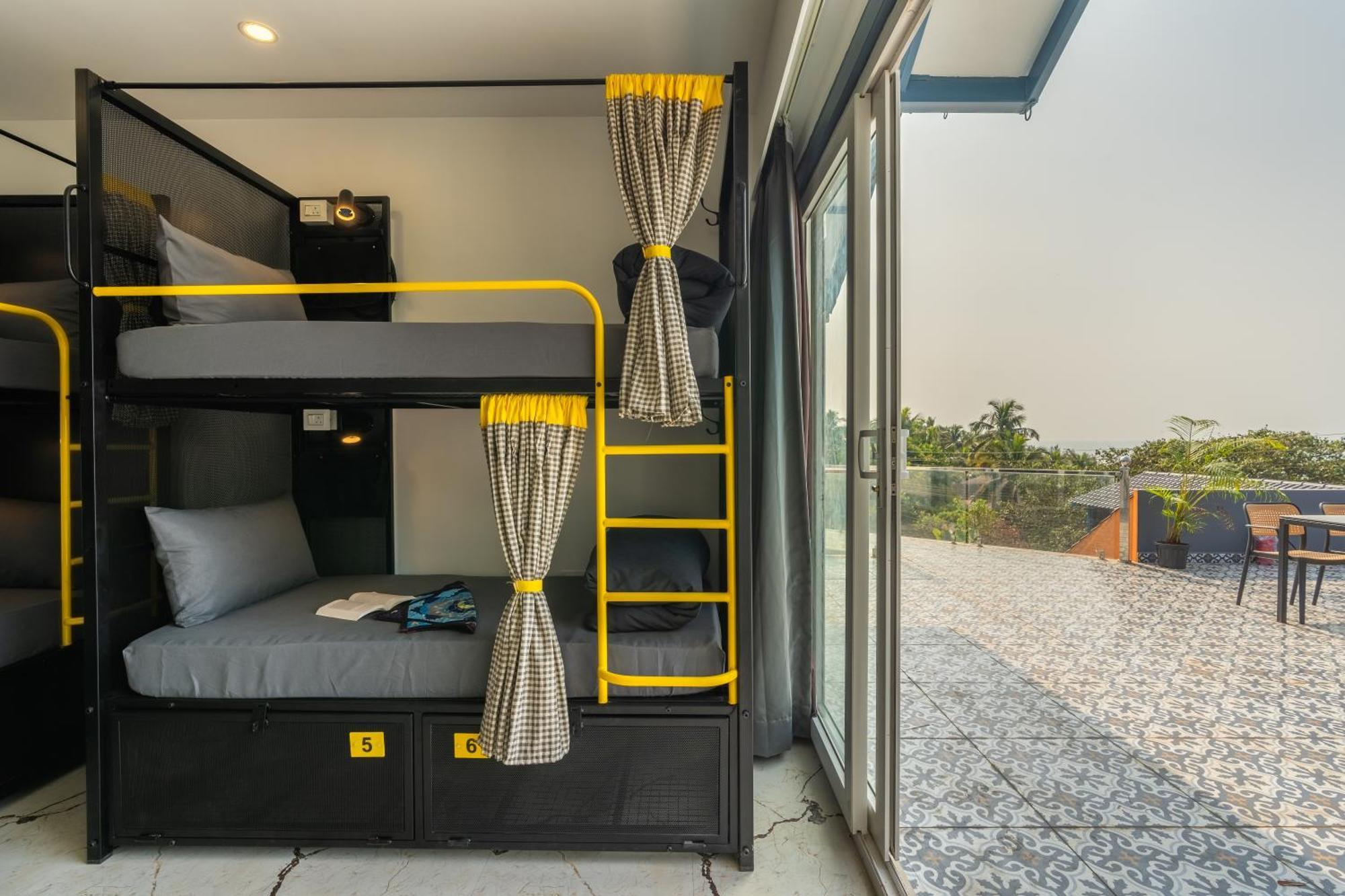 The Hosteller Goa, Mandrem Room photo